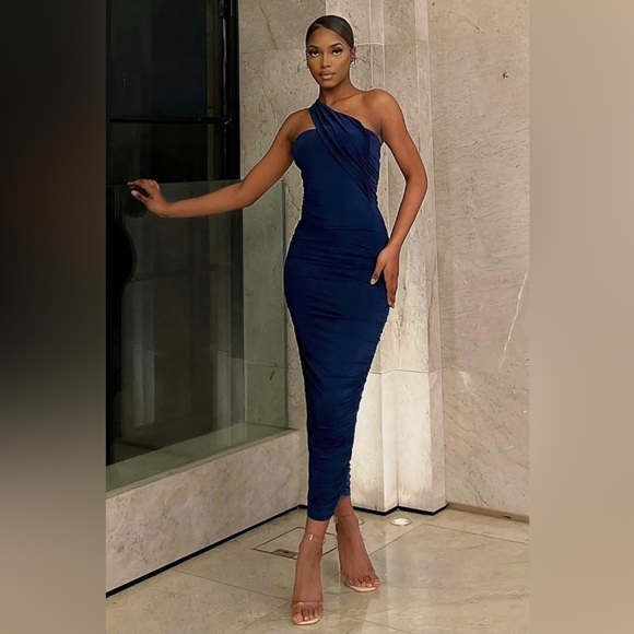 Navy Ruched Midi Dress - Picture 3 of 12